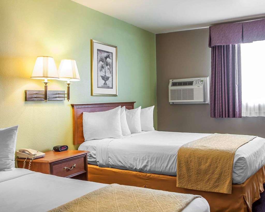 Quality Inn & Suites Ханибал Стая снимка